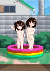 夏と言えばビニールプール！裸で水浴び！