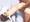 幼女を激しく突く