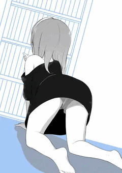 資料探すときに見えちゃう秋乃楓ちゃん