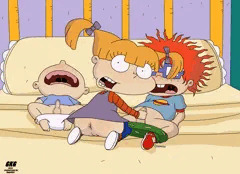 Angelica kisses the pee-pee