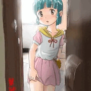 投稿写真系雑誌をみる娘