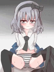 脱がされ