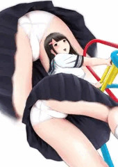 遊具で遊ぶ少女