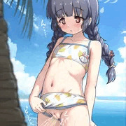 海辺でおしっこしちゃうミユちゃん