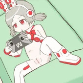んー？げーむ、たのしいよ♥