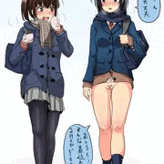 寒そうなJKとその友達