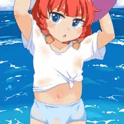 択捉松輪の裸で水遊び