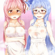 裸エプロン