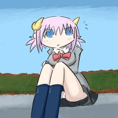 座りチラ
