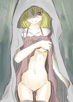 佇む