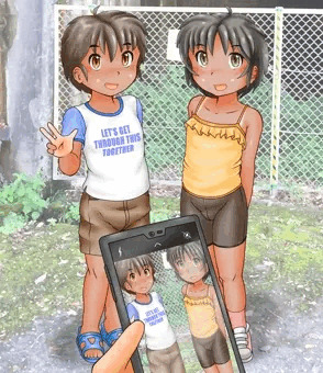 人目と暑さを避けてスマホで撮影