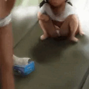 妹の前でオ〇ニーする兄