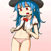 パンツを見せる天子ちゃん