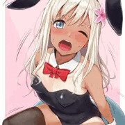 バランスボールでエクササイズするバニーろーちゃん