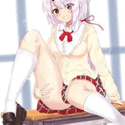 むにっ