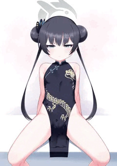 キサキ会長ノーパン開脚💕