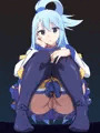 しゃがんでるアクア様