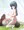 騎乗位で楽しむ少女