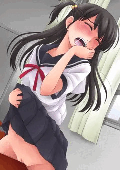 夏休みの教室でこっそり