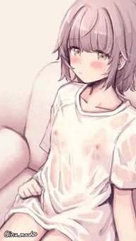 透けてる服着てる娘