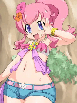 水着姿の桃山さん