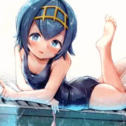昼下がりのプールで