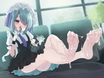 冷淡ロリメイドの足遊戯