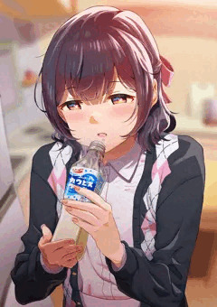白い液体の入ってるペットボトルを愛しそうに飲み込む凛世ちゃん