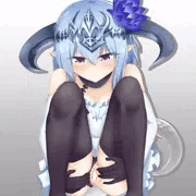 しゃがんで何かをするフィルレインちゃん
