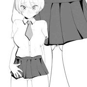 陰毛がチラ見するくらい短いスカート