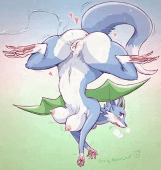 飛んで逃げる女の子サフミン