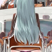 前の席の鈴谷さんがパンツ見せてきて困ってます(照)