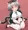 おもらしメイド娘