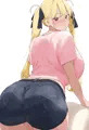 けつでかツインテール