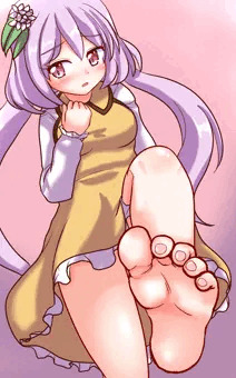 弁々に足で踏んでもらう
