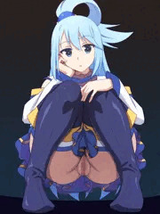 しゃがんでるアクア様
