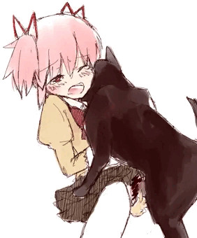 犬と遊ぶまどか