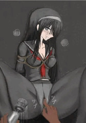 黒セーラーの…
