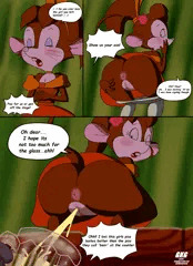 Tanya Mousekewitz sings