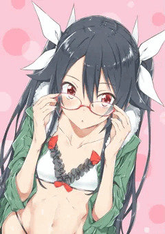 眼鏡愛香さん