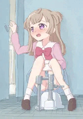 必死にドアを押さえながら和式トイレで用を足す月川ちり