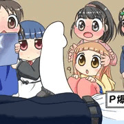 勃起ちんぽを見つめるJSアイドル