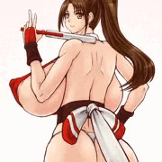 後ろから見たらほとんど裸な不知火舞