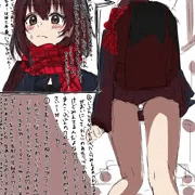 マフラーで上半身モコモコにしながら下半身は激ミニスカスカの女の子の階段パンツ丸見えだった
