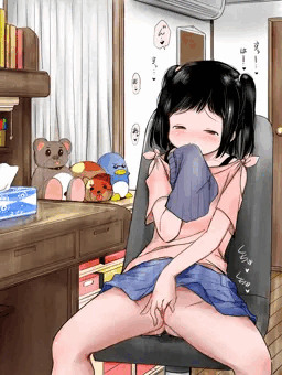 兄の下着の臭いを嗅ぎながらオナるＪＣ