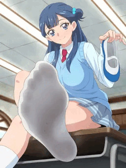 放課後、足の臭いを嗅がせてくれる委員長