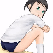 しゃがむ女の子