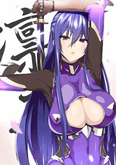 秋山凛子