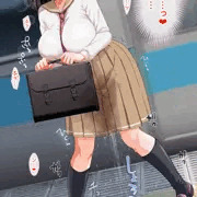 駅のホームでおもらし