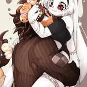 ＼ギュッ／
